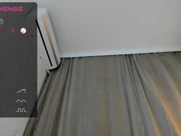 webcam girl farradayy live cam image #8283063