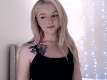 webcam girl xoberry live cam image #290617