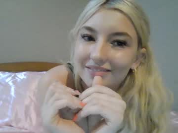 webcam girl abbiewhite live cam image #11709399