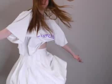 webcam girl edahawks live cam image #11061840