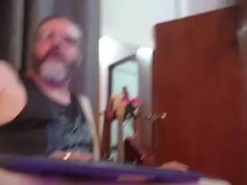 webcam couple cheeseburgerjesus live cam image #10467336