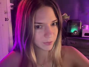 webcam girl oliviahansleyy live cam image #11539618