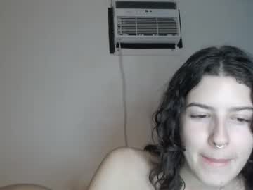 webcam girl frenchava live cam image #6713626