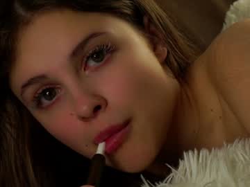 webcam girl a_whole_eternity live cam image #12038338