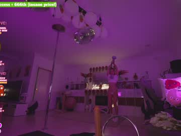 webcam girl hannahjames710 live cam image #9351659