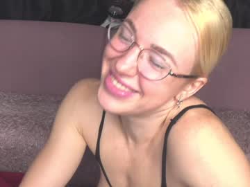 webcam girl xtina__ live cam image #2276691