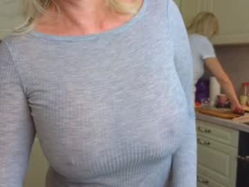 webcam girl tunderose live cam image #11375739