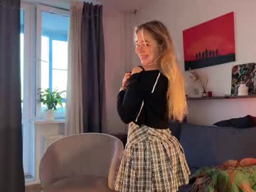 webcam girl kristyspiritedaway live cam image #12616836