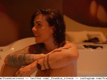 webcam girl _frankie_rivers live cam image #8880581