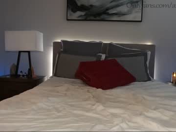 webcam couple ari_lovexo live cam image #2167327
