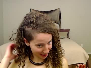 webcam girl flowqueen live cam image #11656041