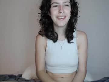webcam girl frenchava live cam image #6198688