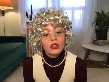 webcam girl littlesugarpea live cam image #8861172
