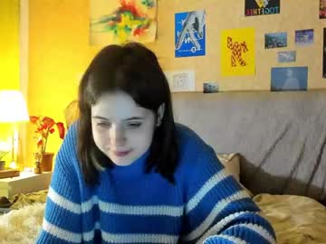 webcam girl nessaa_moree live cam image #5045545