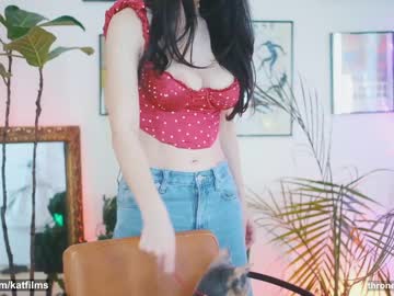 webcam girl katdreams live cam image #8682027