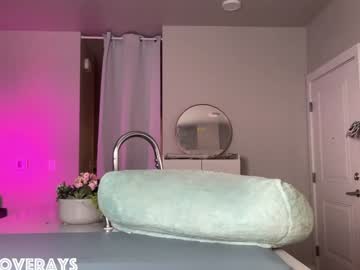webcam girl saraloverays live cam image #10133279