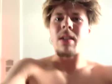 webcam man cherryberry715867 live cam image #10006388