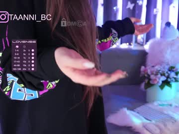 webcam girl taanni_bc live cam image #4888958