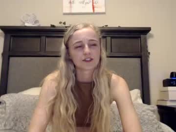 webcam girl peachezzs live cam image #886336