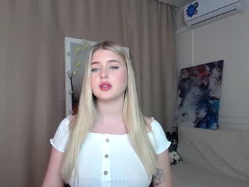 webcam girl cute18cute live cam image #1982057