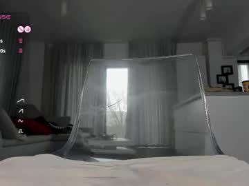 webcam girl jeniffer_100 live cam image #12388489