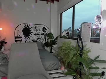 webcam girl lonelly_lolly98 live cam image #5346806
