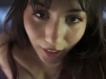 webcam girl greeny_mat live cam image #12764522