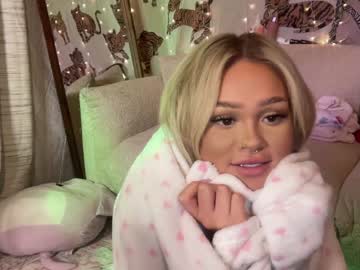 webcam girl ari_02 live cam image #8809363