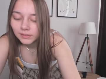 webcam girl eleonora_linn live cam image #2401419