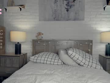 webcam girl riskyproject live cam image #7316153