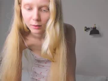 webcam girl jenny_ames live cam image #12899507