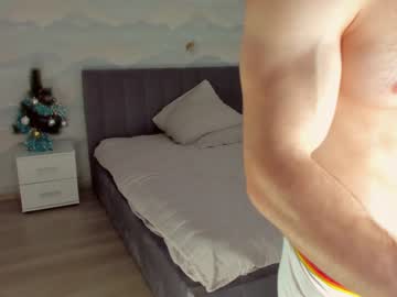 webcam man adam_muscle_ live cam image #4591136