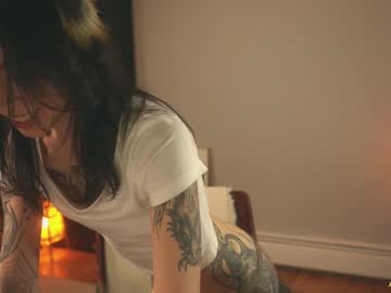 webcam girl ambientink live cam image #3881435