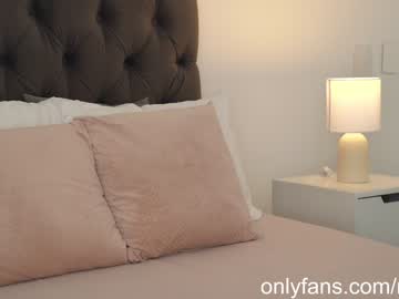 webcam girl naughtysammx live cam image #8464557