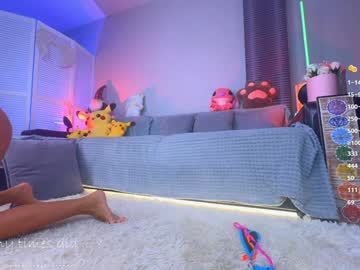 webcam girl blush_mikki live cam image #11571188