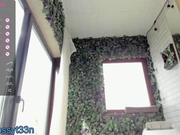 webcam girl sassyt33n live cam image #7426935