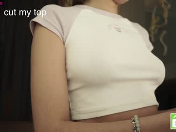 webcam girl tessarosse_ live cam image #6384769