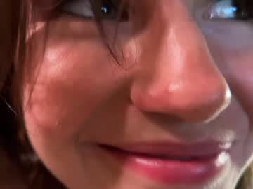 webcam girl helensheaven live cam image #10342213