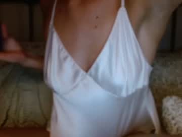 webcam girl miafosterx live cam image #8976613