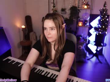 webcam girl in_tune live cam image #4530086