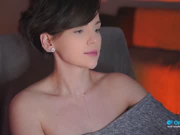 webcam girl tiffanyriox live cam image #8258132