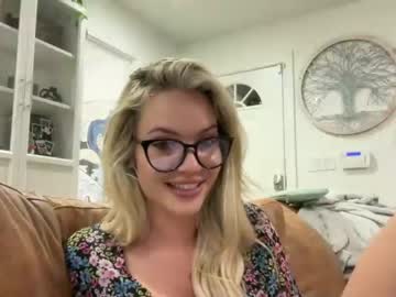 webcam girl princessbbgirl live cam image #8035829