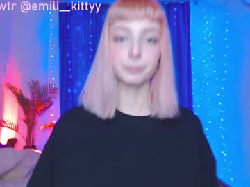 webcam girl lit1le_kitty_ live cam image #715833