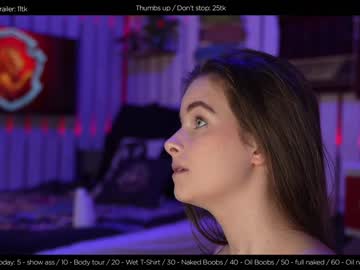 webcam girl hermione_potter_couple live cam image #1035583