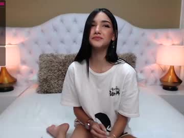 webcam girl little_kendall_hawkins live cam image #1314777