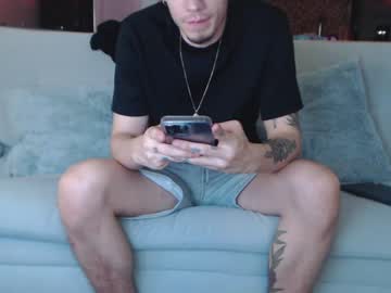 webcam man fratguysonline live cam image #6107936