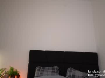 webcam girl honeyyykate live cam image #9941079