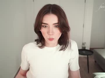 webcam girl luna_ai live cam image #12607965