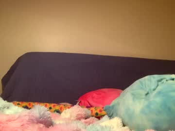 webcam girl moonkittytitty live cam image #12350571