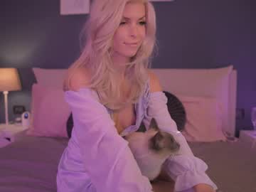webcam girl ocicat live cam image #1306470
